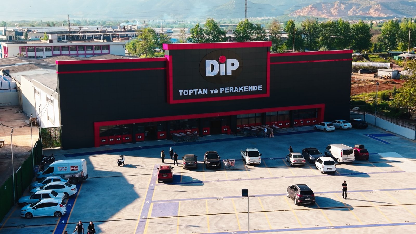 DiP Toptan & Perakende çalışması